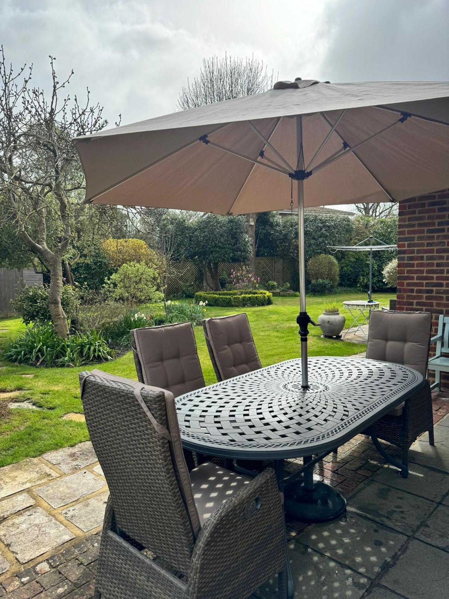 'Bramley Fall Cottage', Child Friendly, 3 Separate Bedrooms -1 On Ground Level, Sleeps 6, 2Bathrooms, Wittering Beach 8Min Drive, Rural Location, Private Parking Chichester Exterior foto